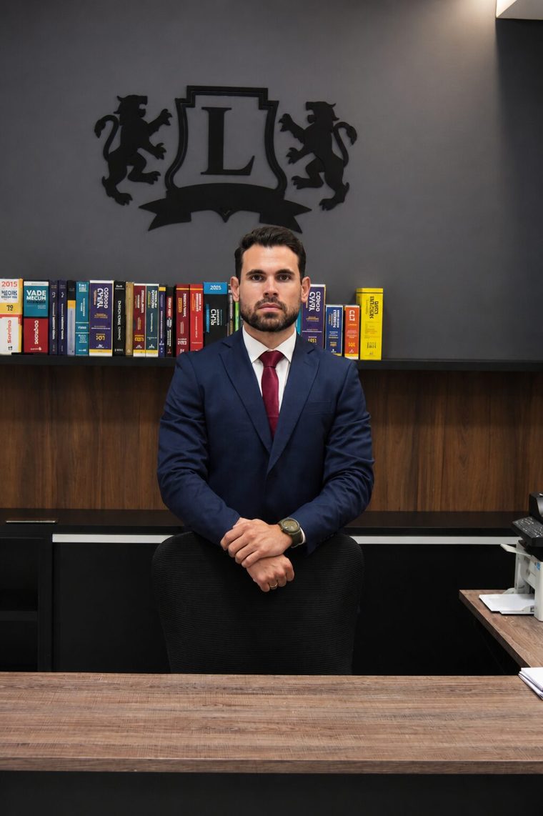 Dr. Leandro Cabrini — advogado criminalista em Tupã-SP